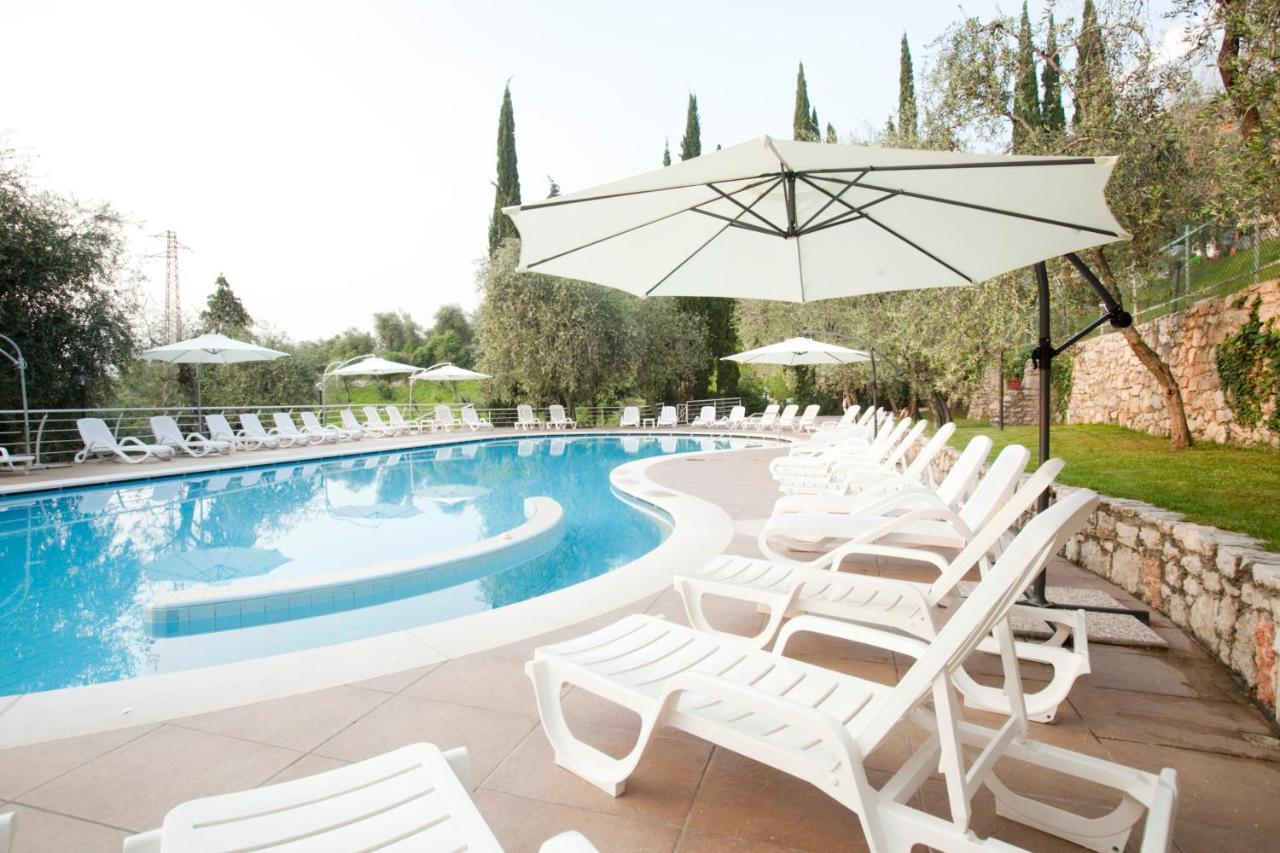 Hotel Residence Rely Brenzone sul Garda Eksteriør bilde
